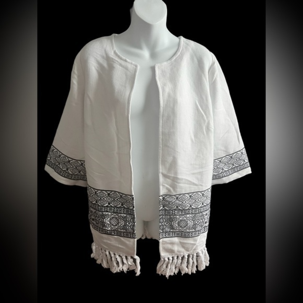 Chico's White Navy Embroidered Fray Hem Short Sleeve Cardigan L‎